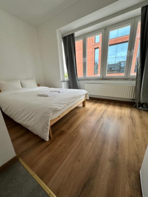 Ideal Room Near Gare du Midi